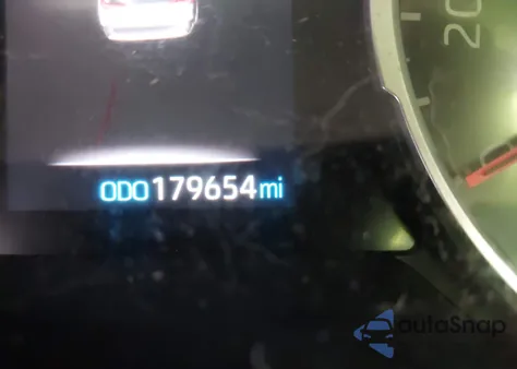 2019 Toyota Rav4 Le из США, поврежденный, VIN 2T3F1RFV2KW018979